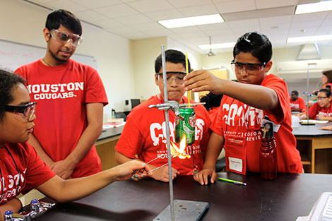 UH STEM campers